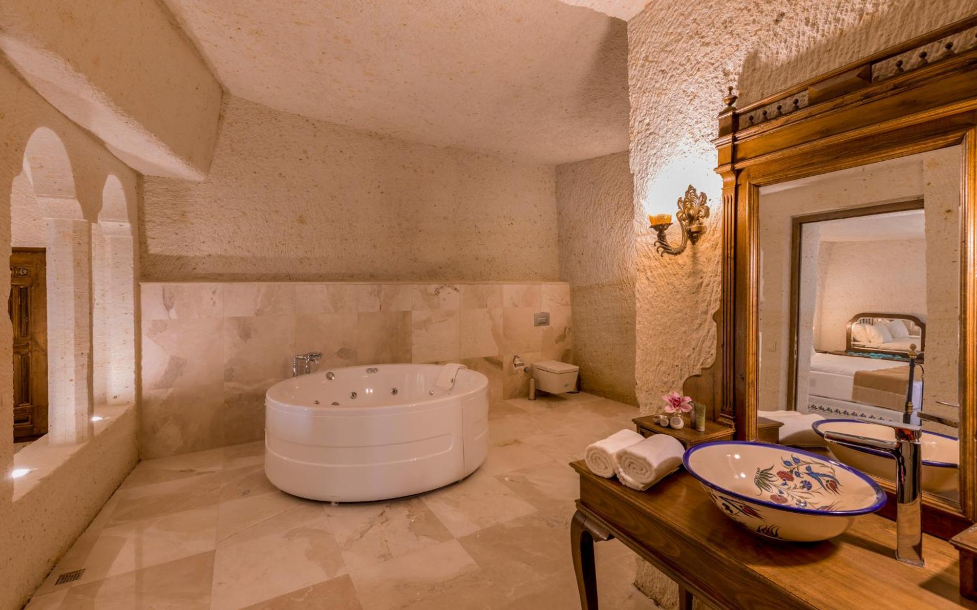 Hanedan Cappadocia Suites Урґюп Екстер'єр фото